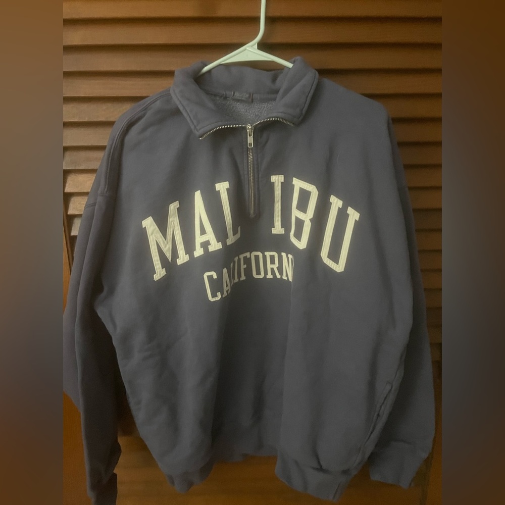 Brandy Melville quarter zip